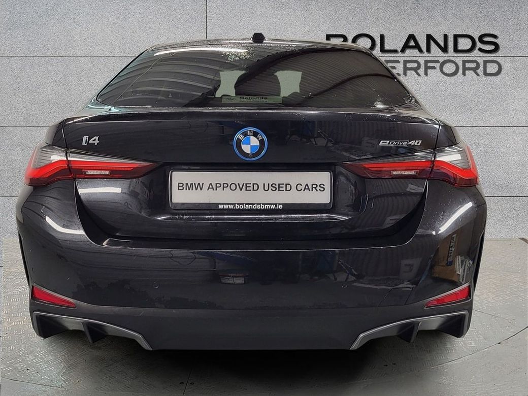 2024 BMW i4