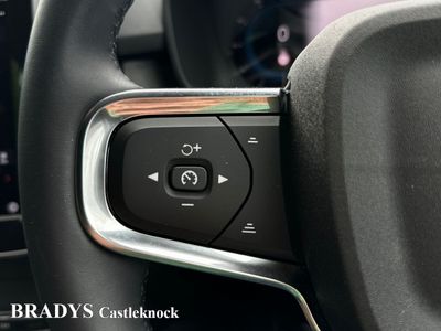 2024 Volvo XC40