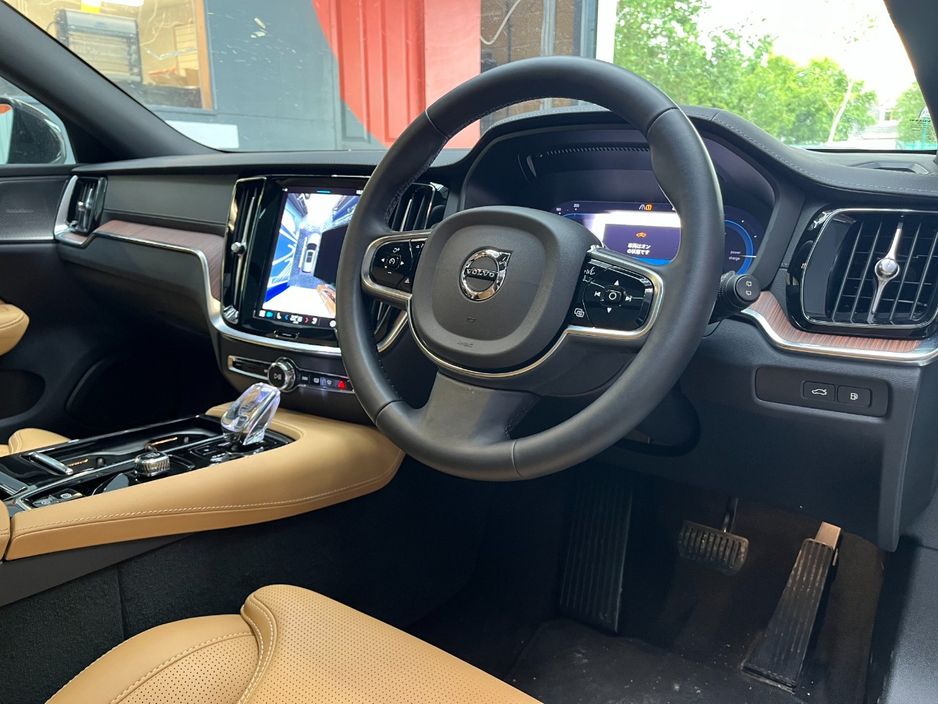 2024 Volvo V60