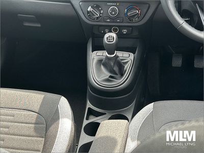 2025 Hyundai i10