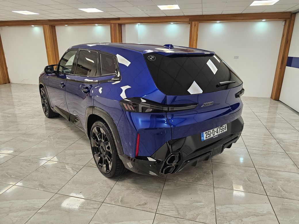 2025 BMW XM