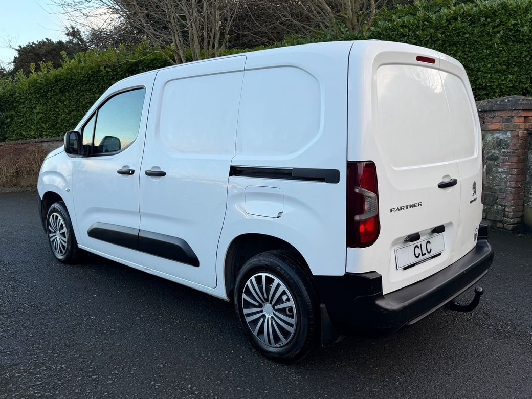 2019 Peugeot Partner