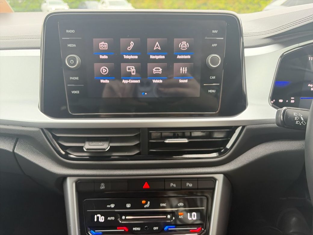 2025 Volkswagen T-Roc