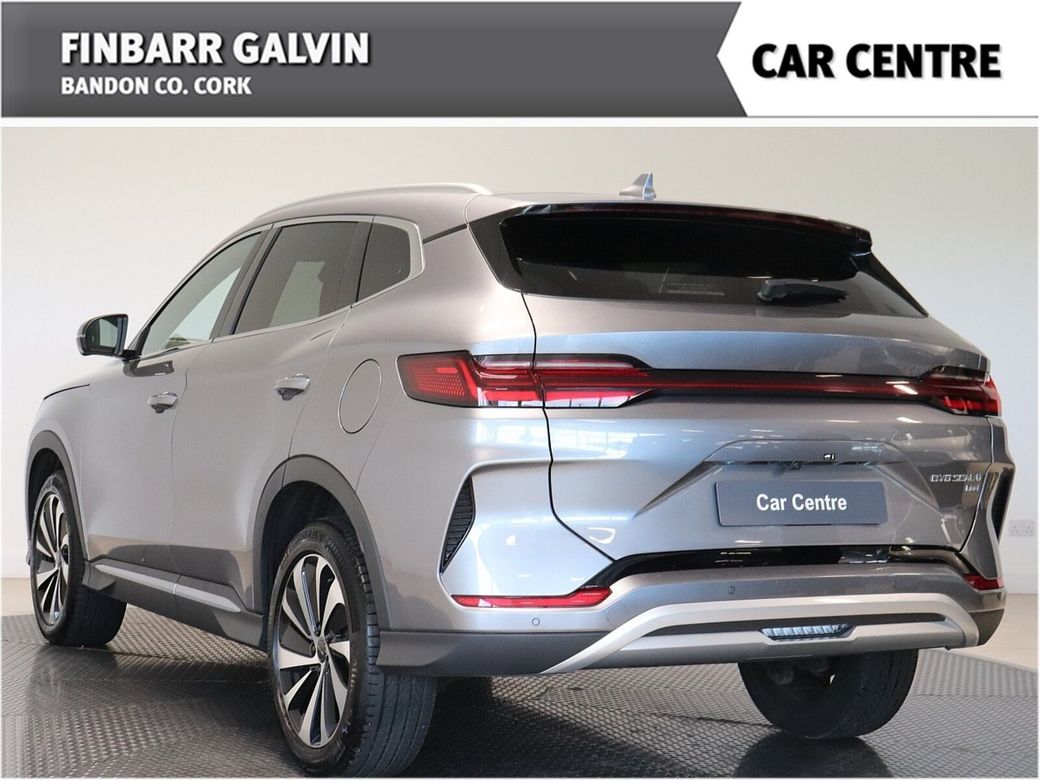 2025 BYD Seal U