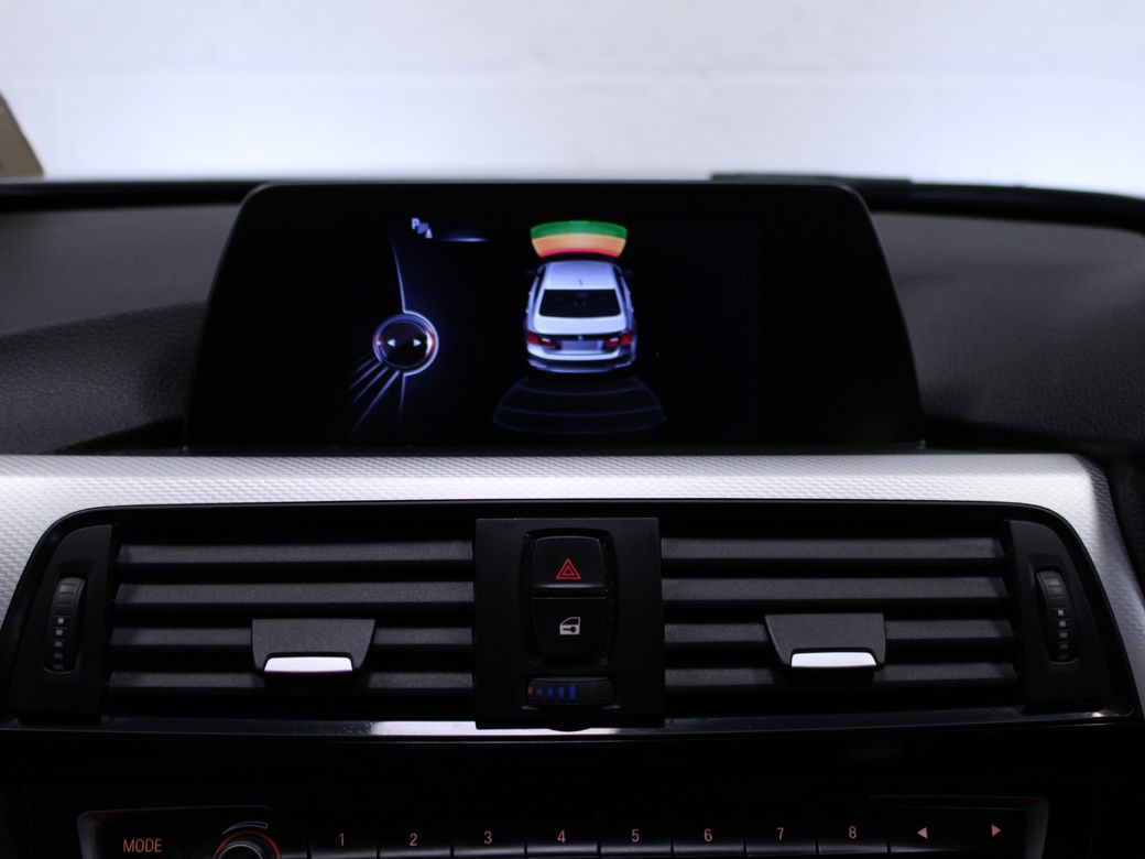 2015 BMW 320