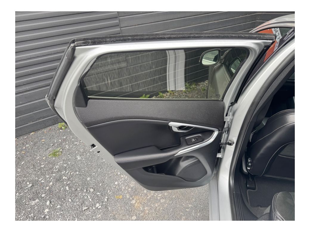 2016 Volvo V40