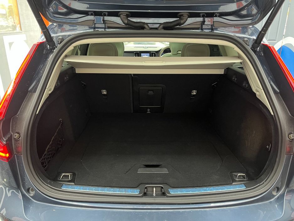 2024 Volvo V60