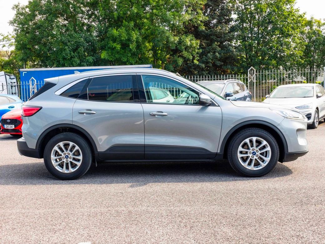2022 Ford Kuga