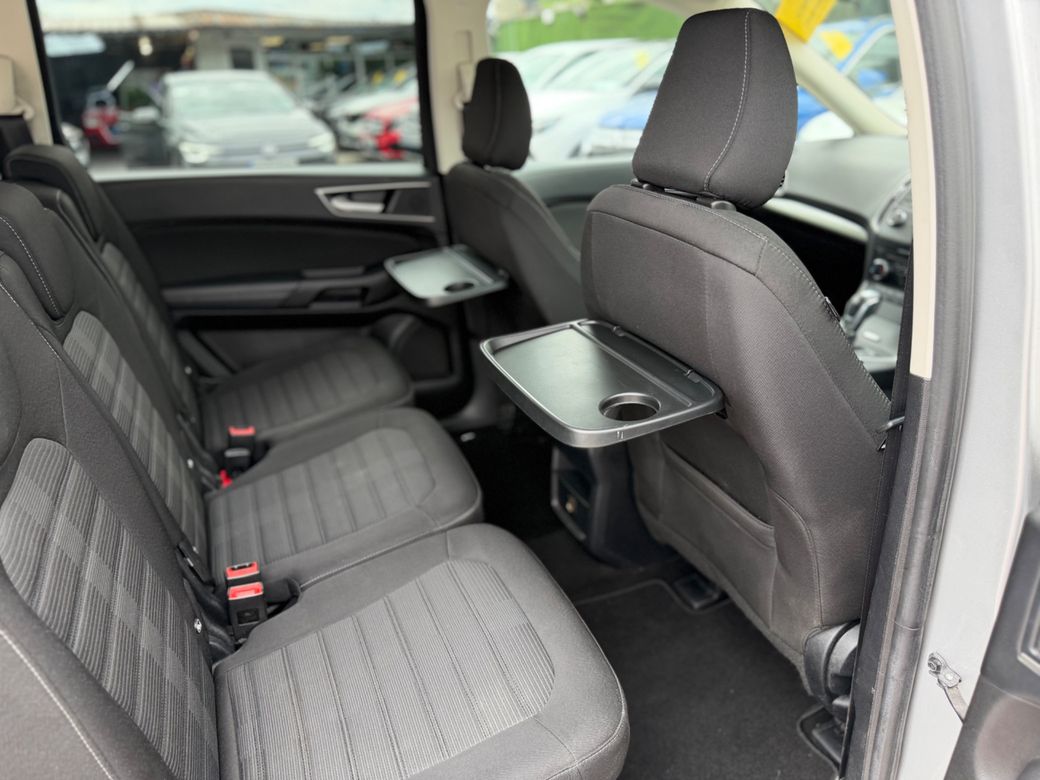 2017 Ford Galaxy