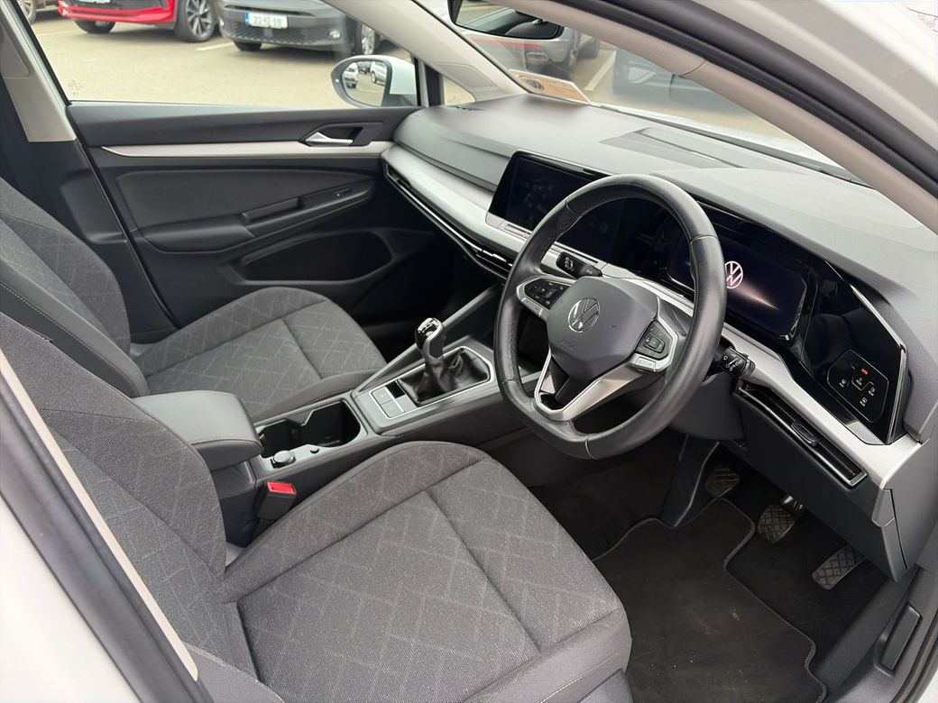 2024 Volkswagen Golf