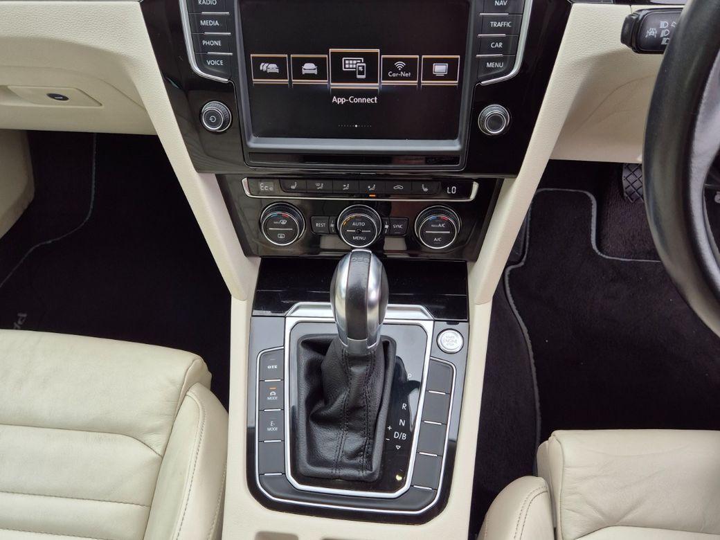 2017 Volkswagen Passat