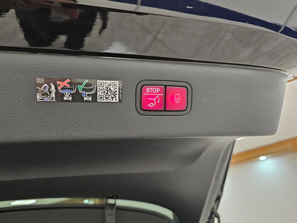 2025 Mercedes-Benz EQS