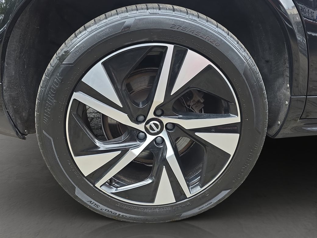 2022 Volvo XC90