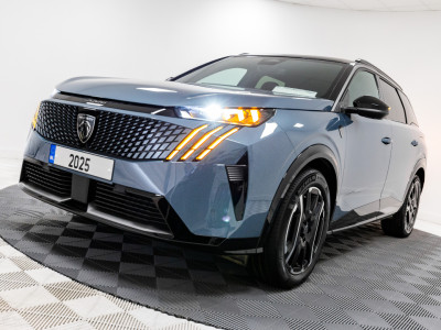2025 Peugeot 5008