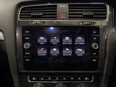 2017 Volkswagen Golf