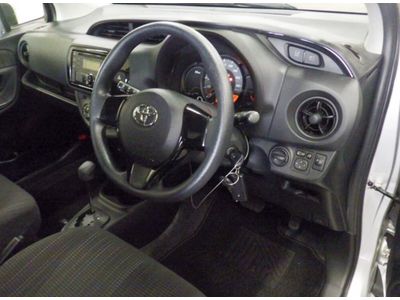 2017 Toyota Vitz