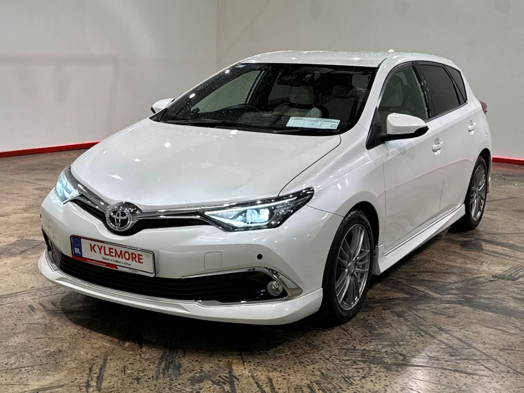 2017 Toyota Auris