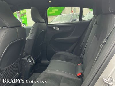 2023 Volvo C40
