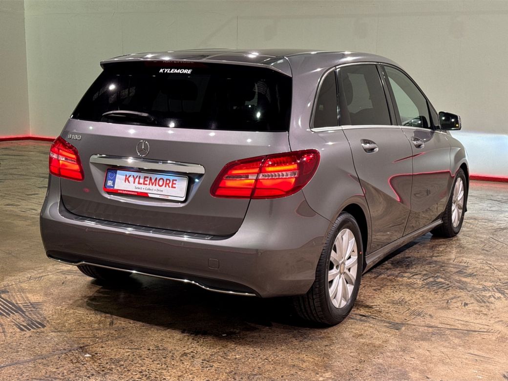 2017 Mercedes-Benz B 180
