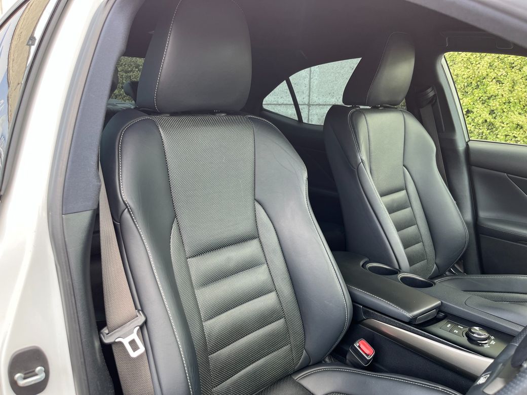 2013 Lexus IS 300h