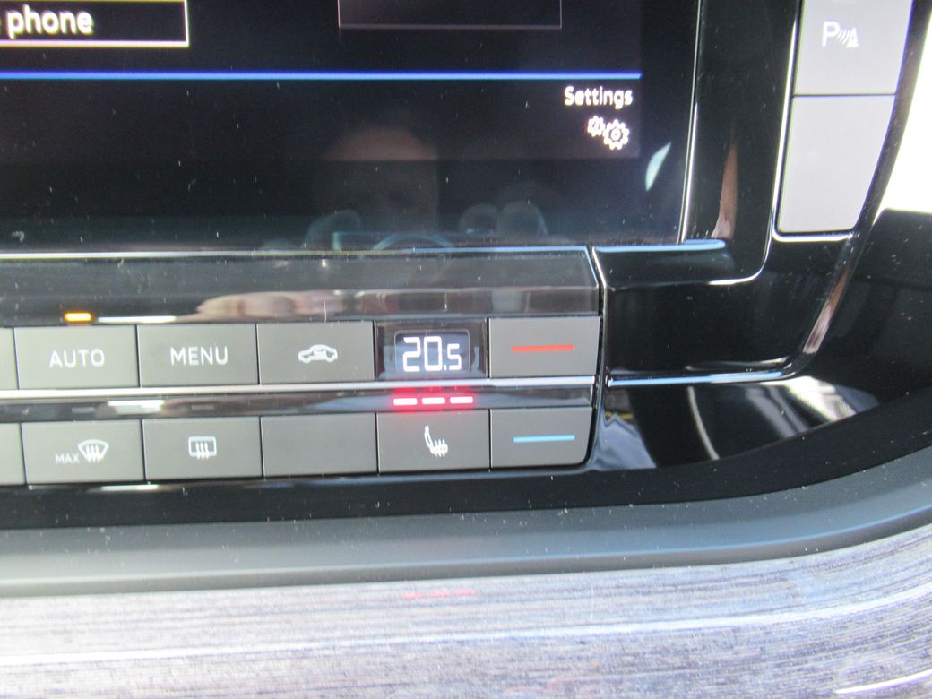 2023 Volkswagen Touareg