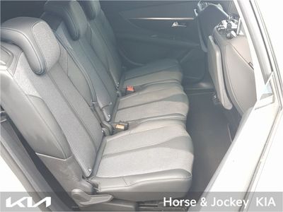 2022 Peugeot 5008