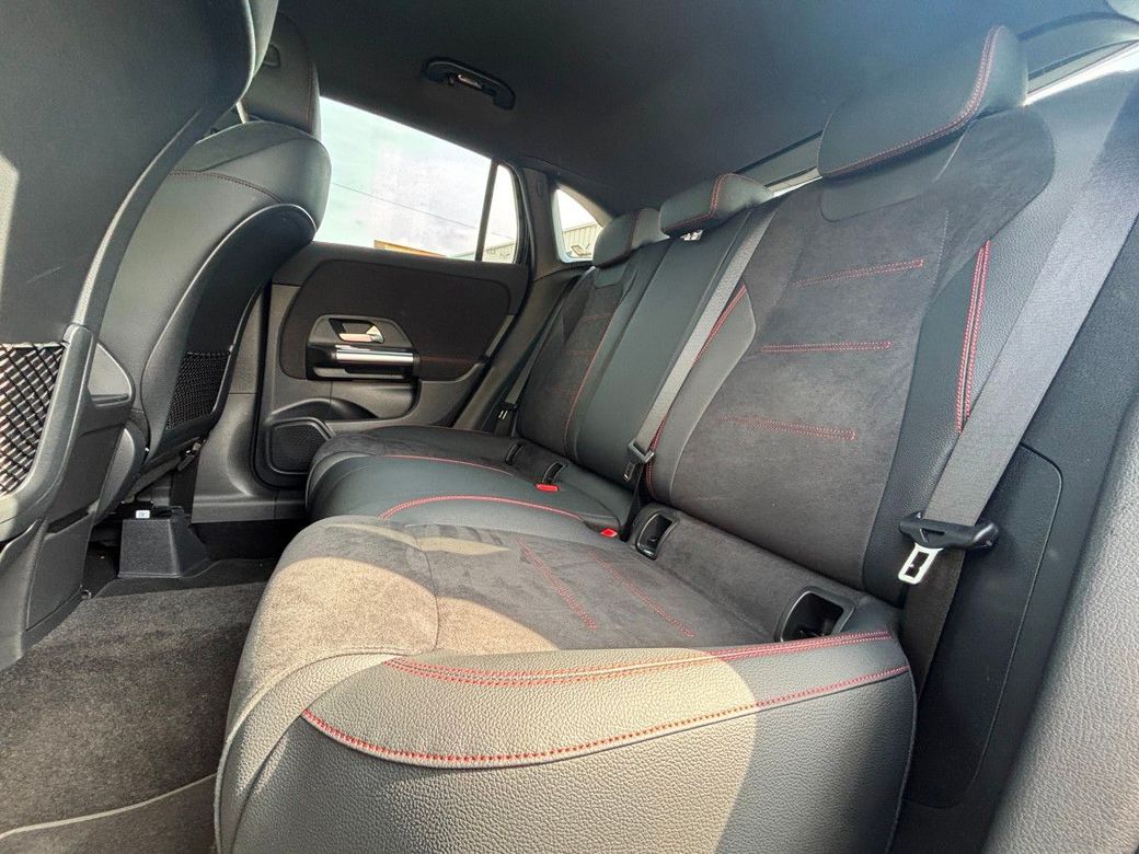 2025 Mercedes-Benz GLA Class