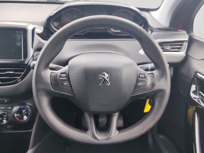 2015 Peugeot 208