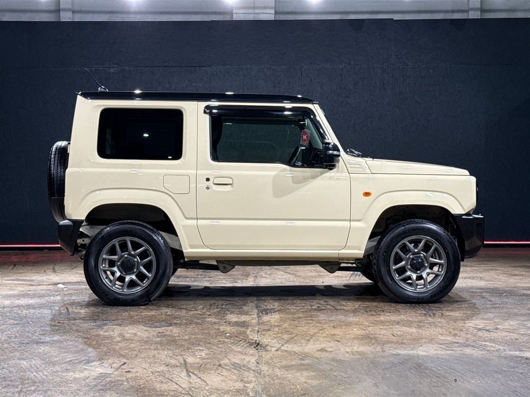 2022 Suzuki Jimny