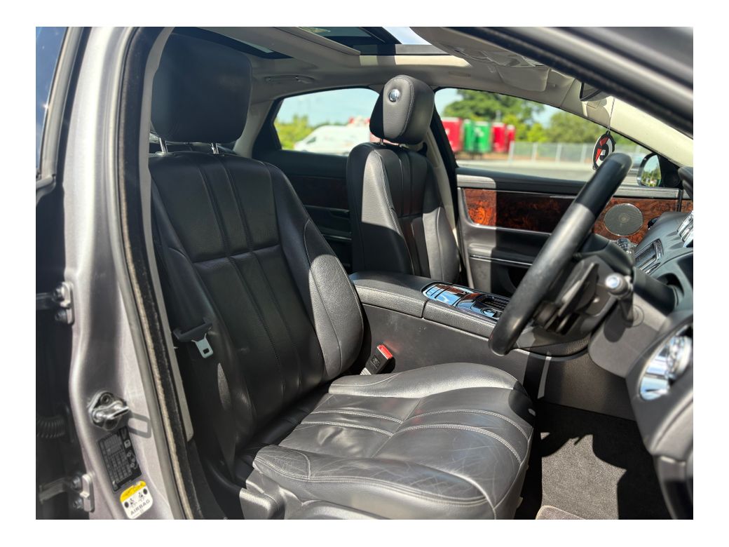 2011 Jaguar XJ