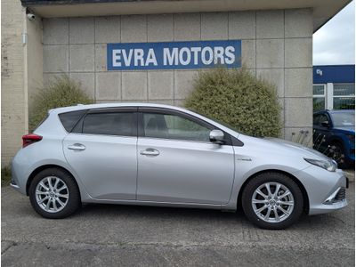 2016 Toyota Auris