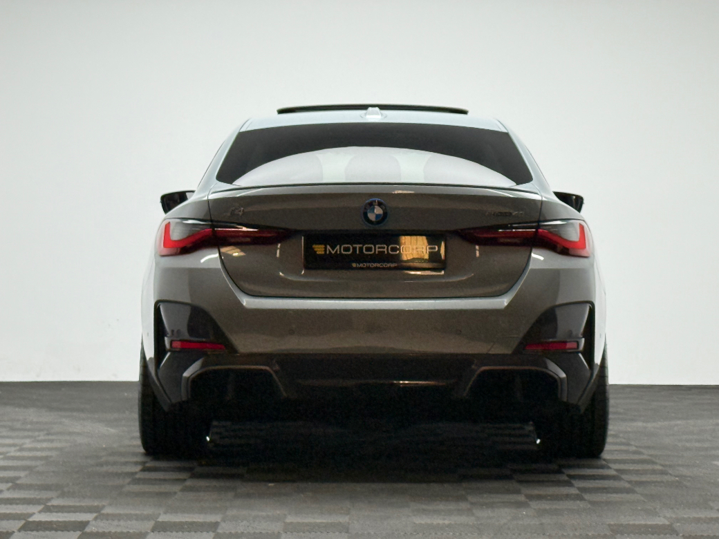 2022 BMW i4