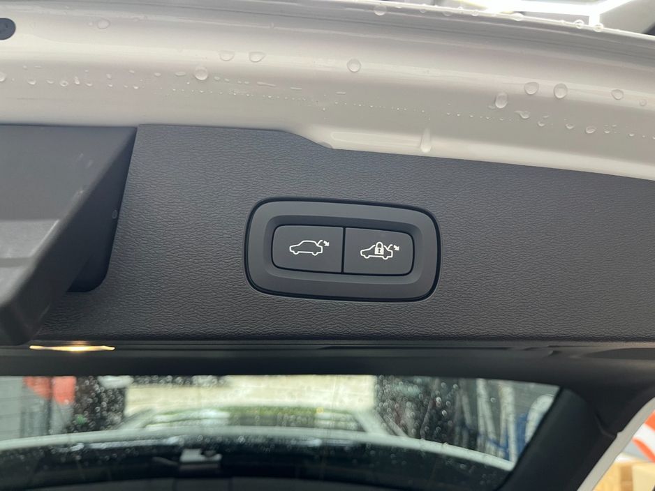 2024 Volvo V60