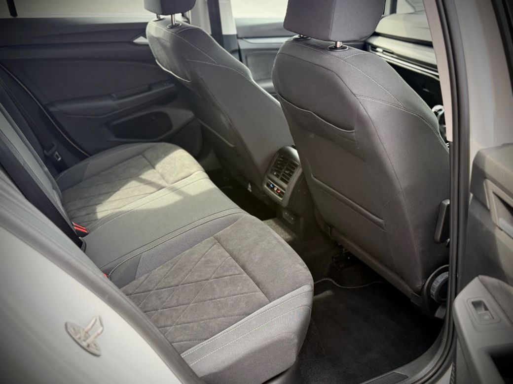 2024 Volkswagen Golf