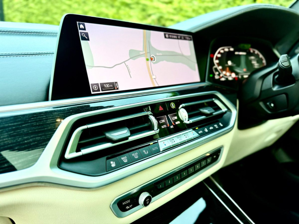 2019 BMW X7