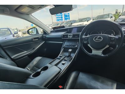 2019 Lexus IS