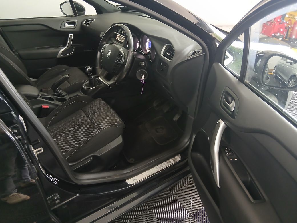 2012 Citroen DS4