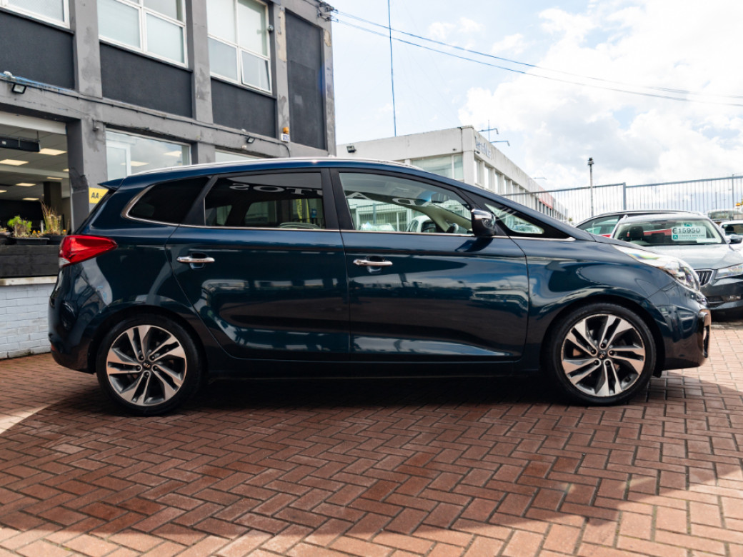 2018 Kia Carens