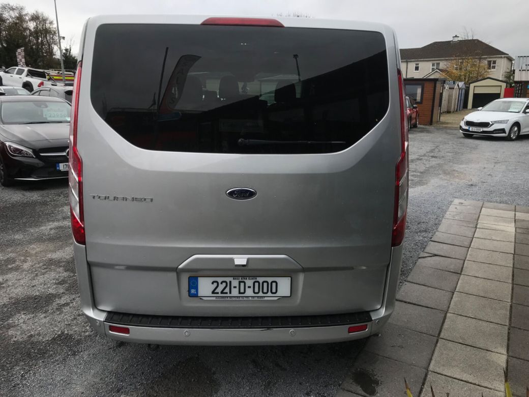 2022 Ford Tourneo