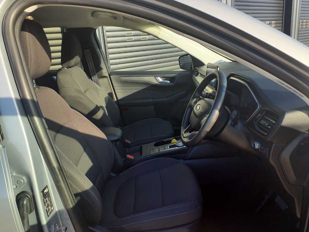 2022 Ford Kuga