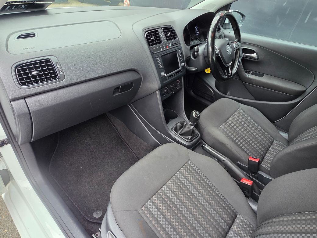 2017 Volkswagen Polo