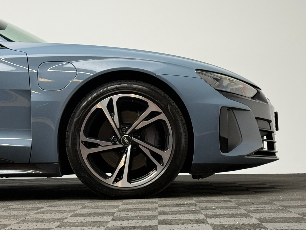 2022 Audi e-tron GT