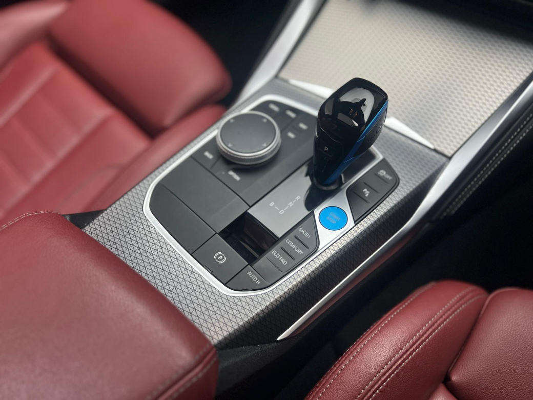 2022 BMW i4