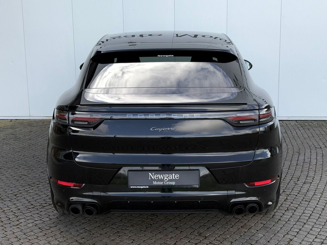 2023 Porsche Cayenne