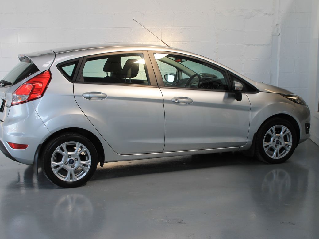 2015 Ford Fiesta