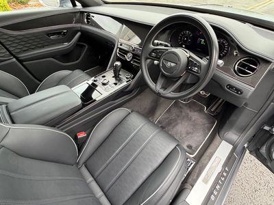 2025 Bentley Flying Spur