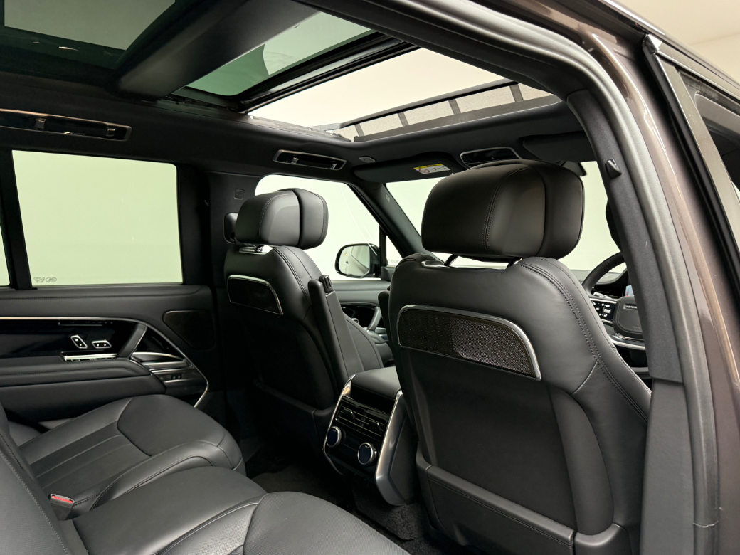 2025 Land Rover Range Rover