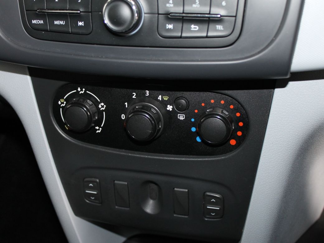 2013 Dacia Sandero