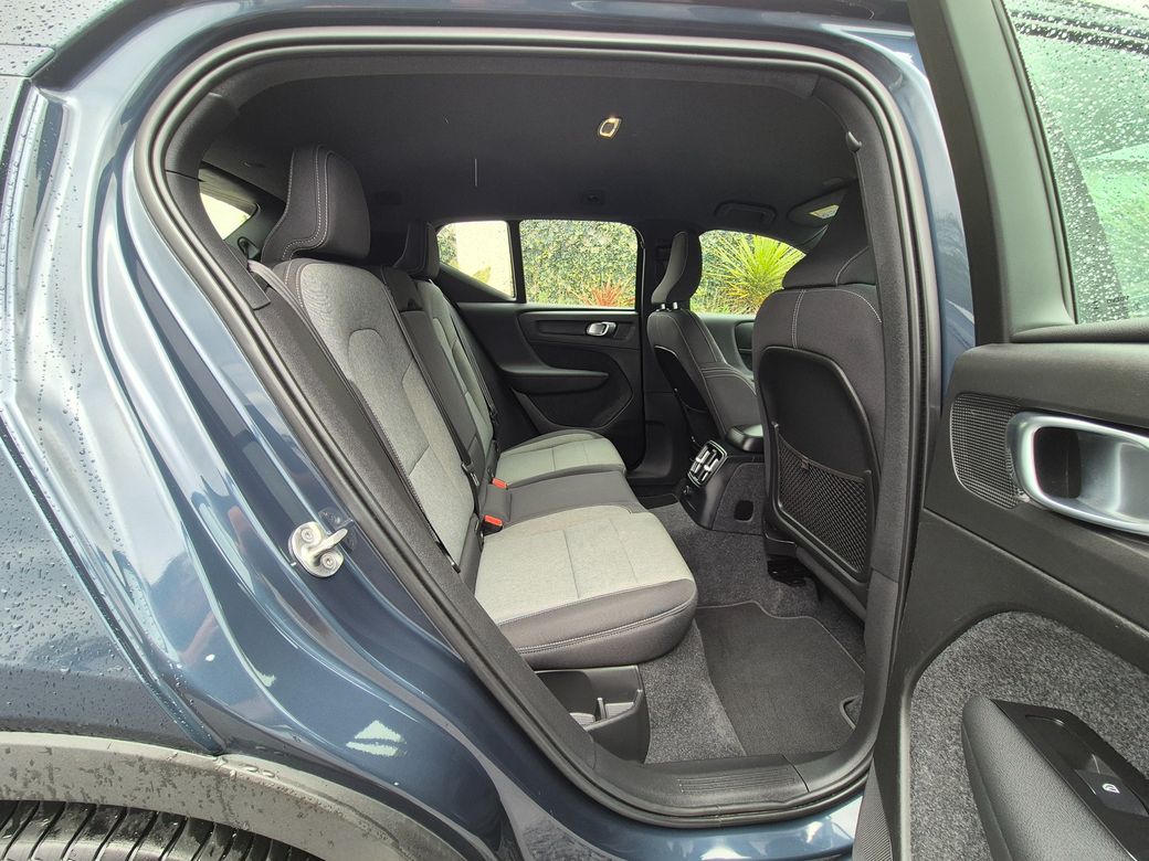 2022 Volvo XC40