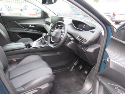 2022 Peugeot 5008